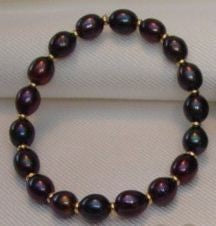 Peacock Pearls and Gold Bracelet