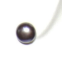 Black Freshwater Stud Earrings